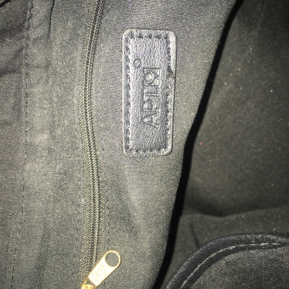 Handbag - Picture 5 of 6
